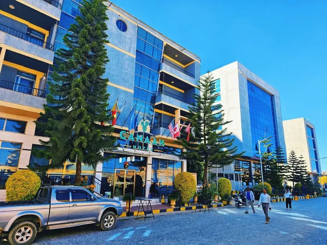 Canaan International Hotel exterior, Adigrat